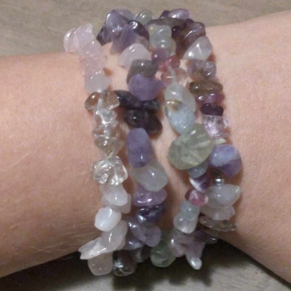 Set of 4 Chipped Stone Bracelets - Picture 7 of 8